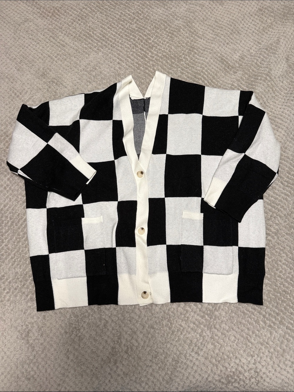 Amazon Black and White Checkerboard Women's Button Cardigan oversized small S